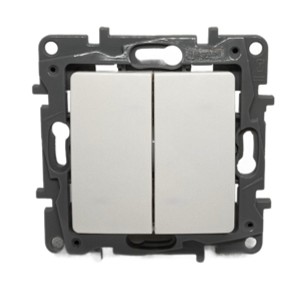 Legrand Niloé 764506 csillárkapcsoló (105 kapcsoló) fehér színű, keret nélkül, süllyesztett, 10A 250V